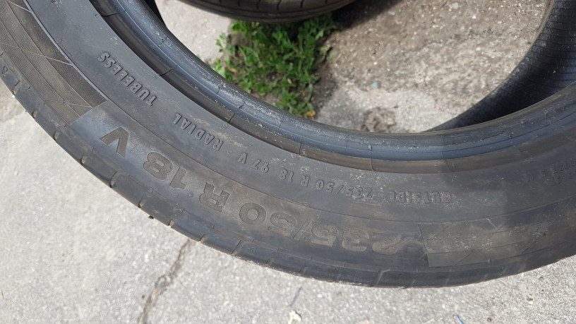 prodam-rezinu-23550-18-big-5